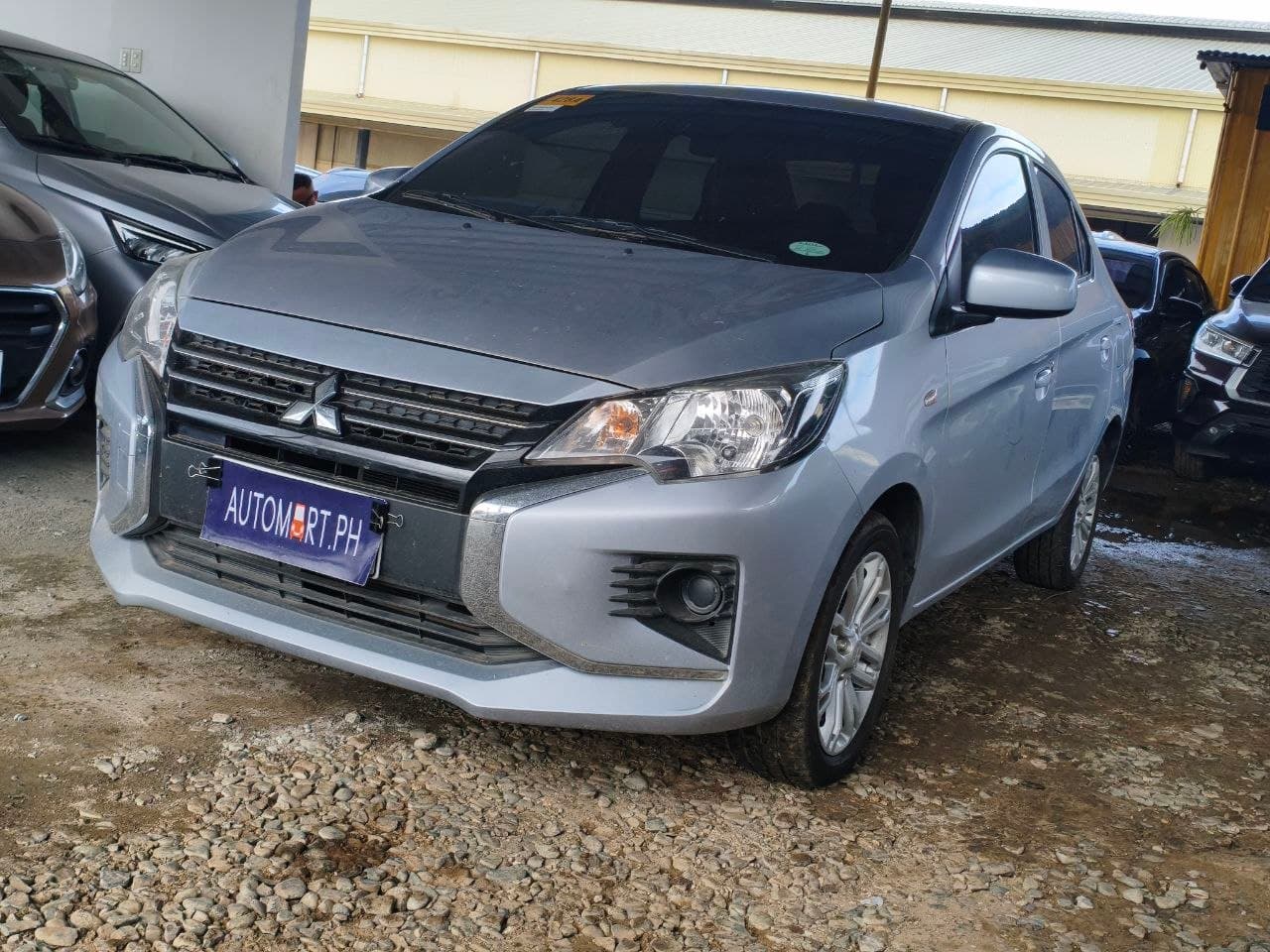 Car gallery image