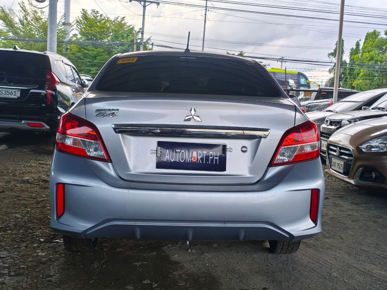 Car gallery image