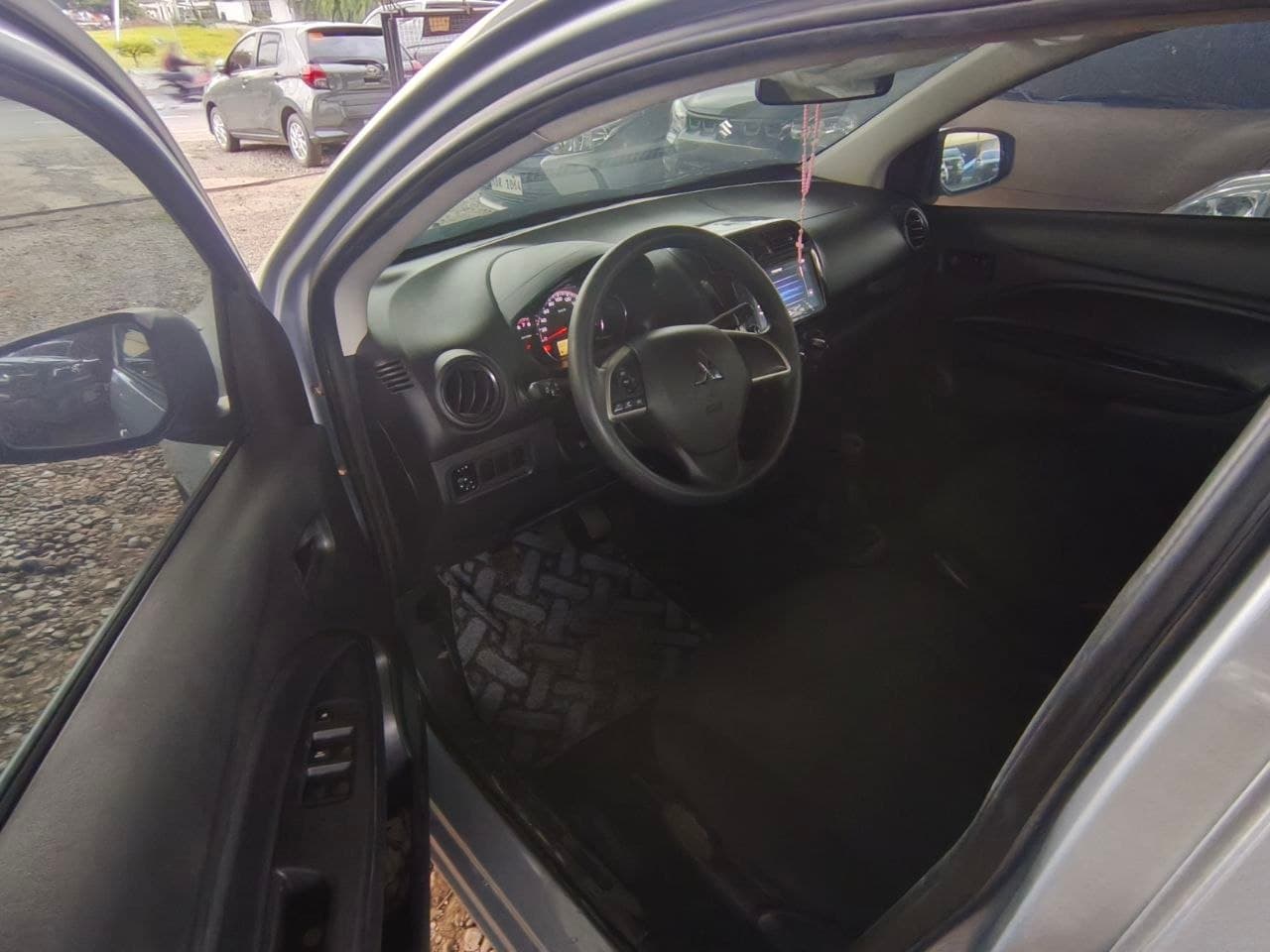 Car gallery image