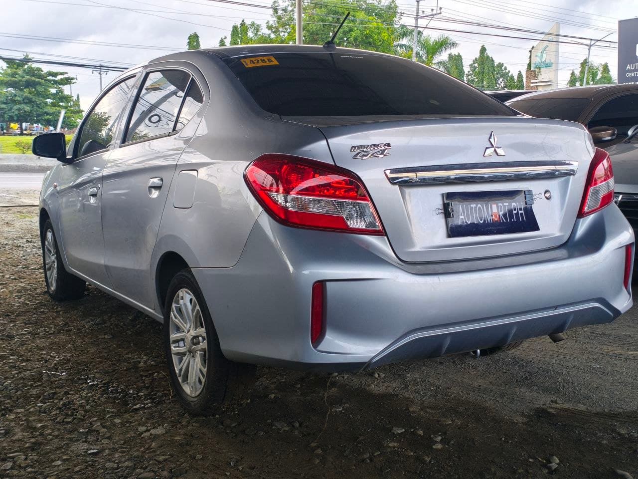 Car gallery image