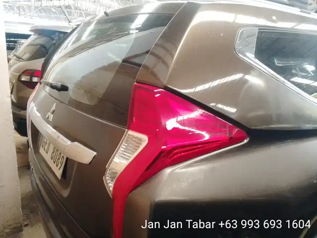 Car gallery image