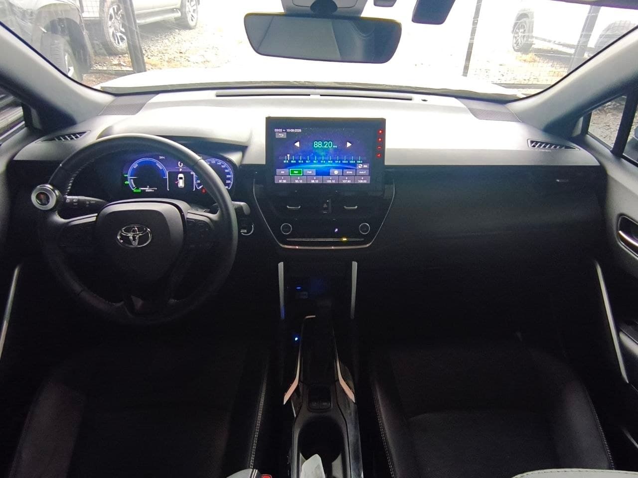 Car gallery image