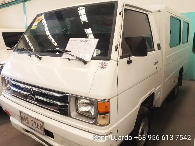 Car gallery image