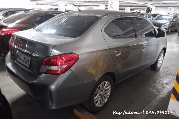 Car gallery image