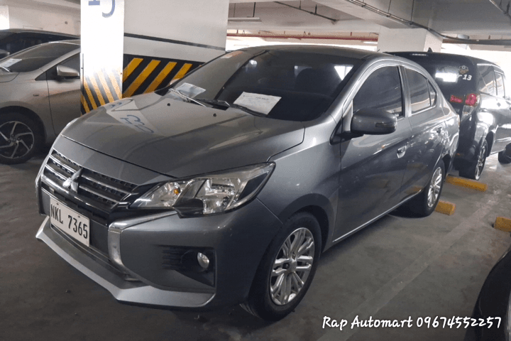 Car gallery image