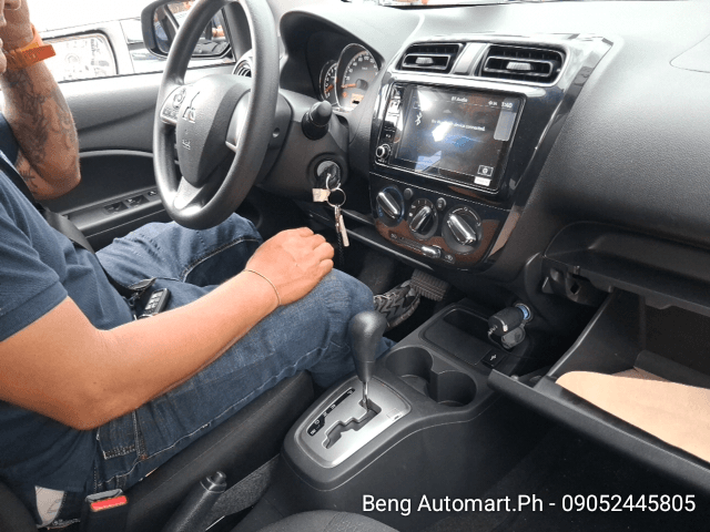Car gallery image