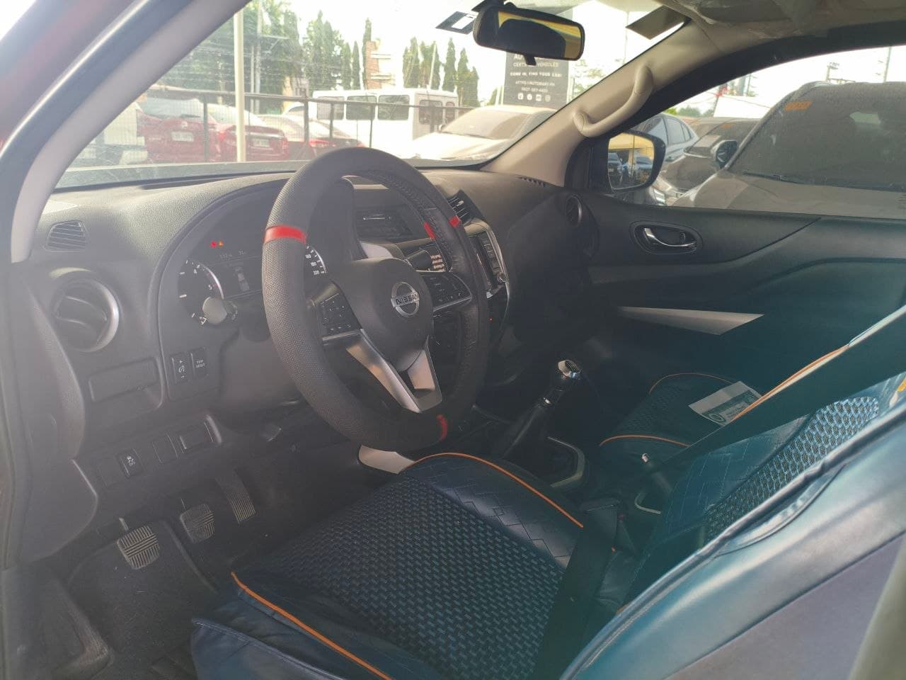 Car gallery image