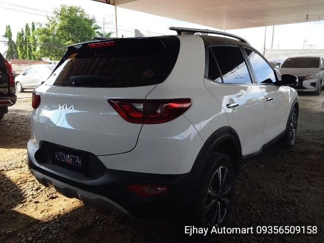Car gallery image
