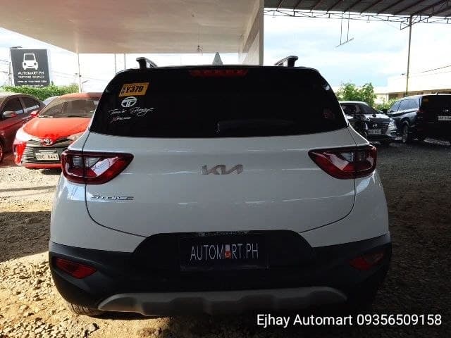 Car gallery image