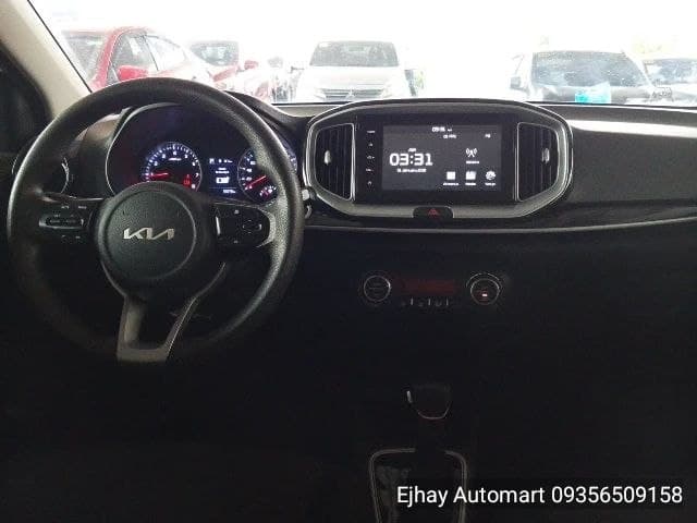 Car gallery image