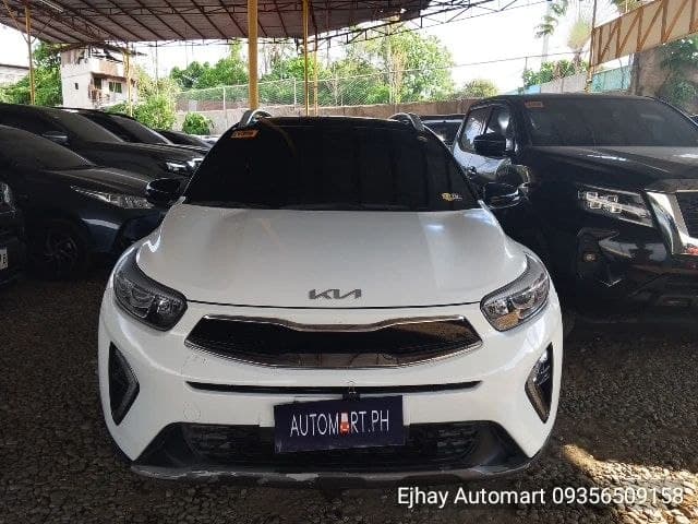 Car gallery image