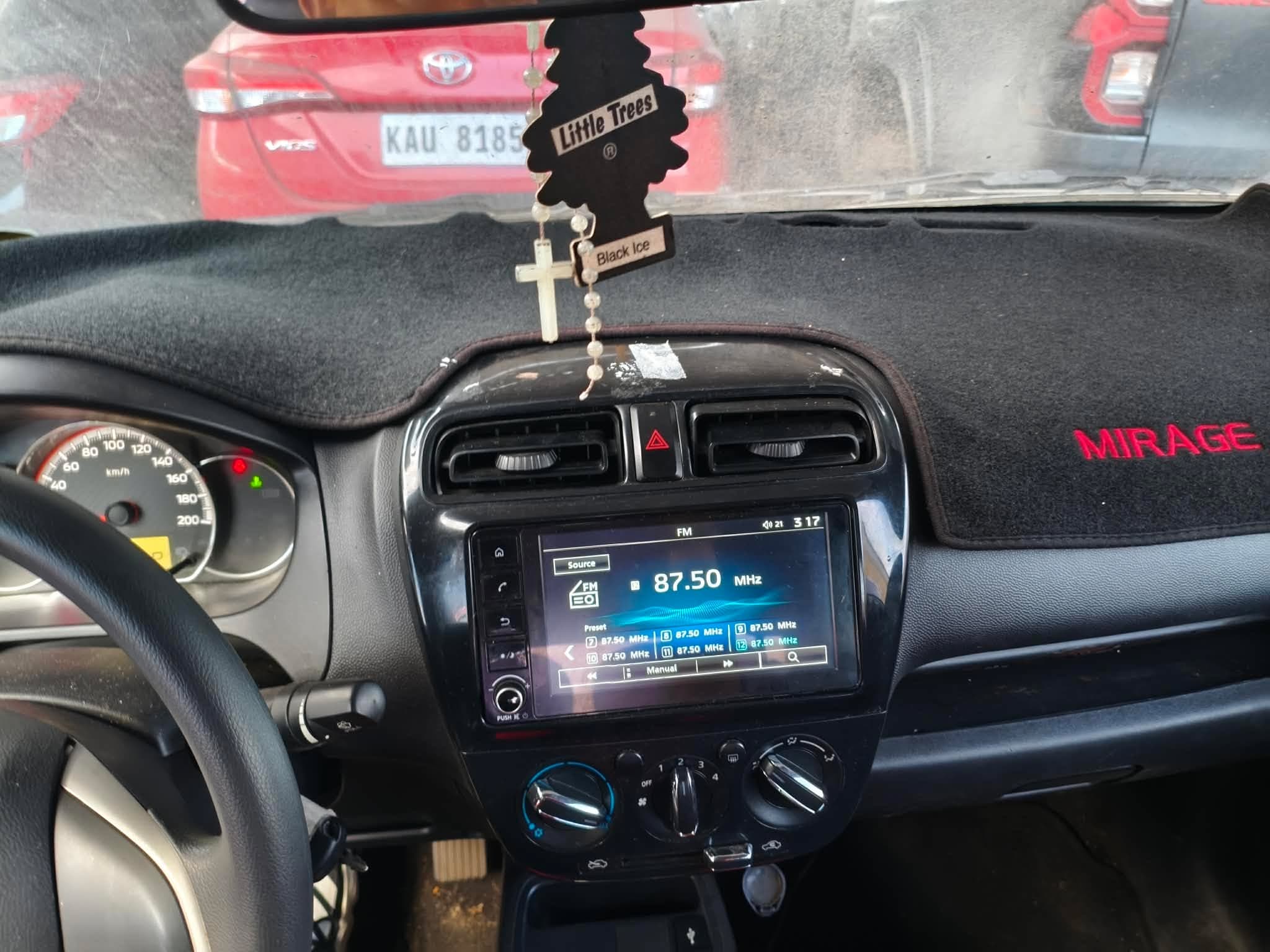 Car gallery image