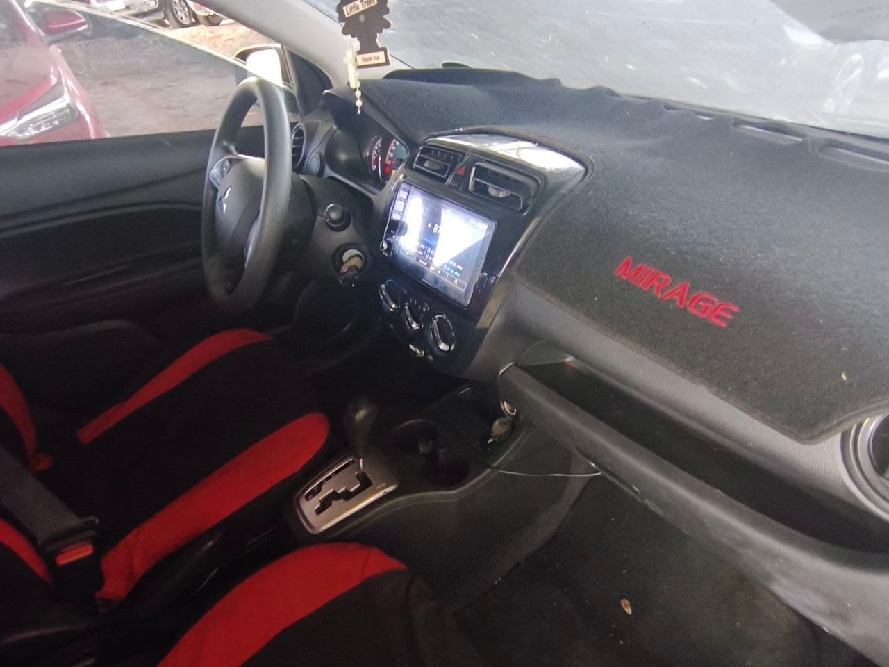 Car gallery image
