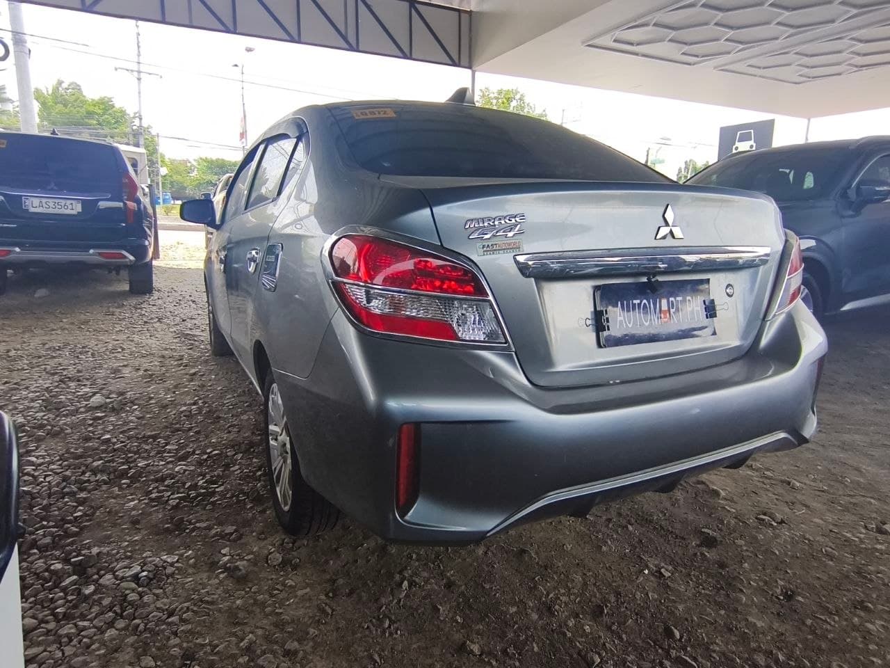 Car gallery image