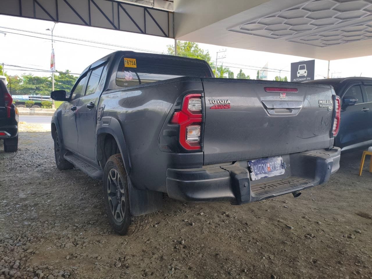 Car gallery image