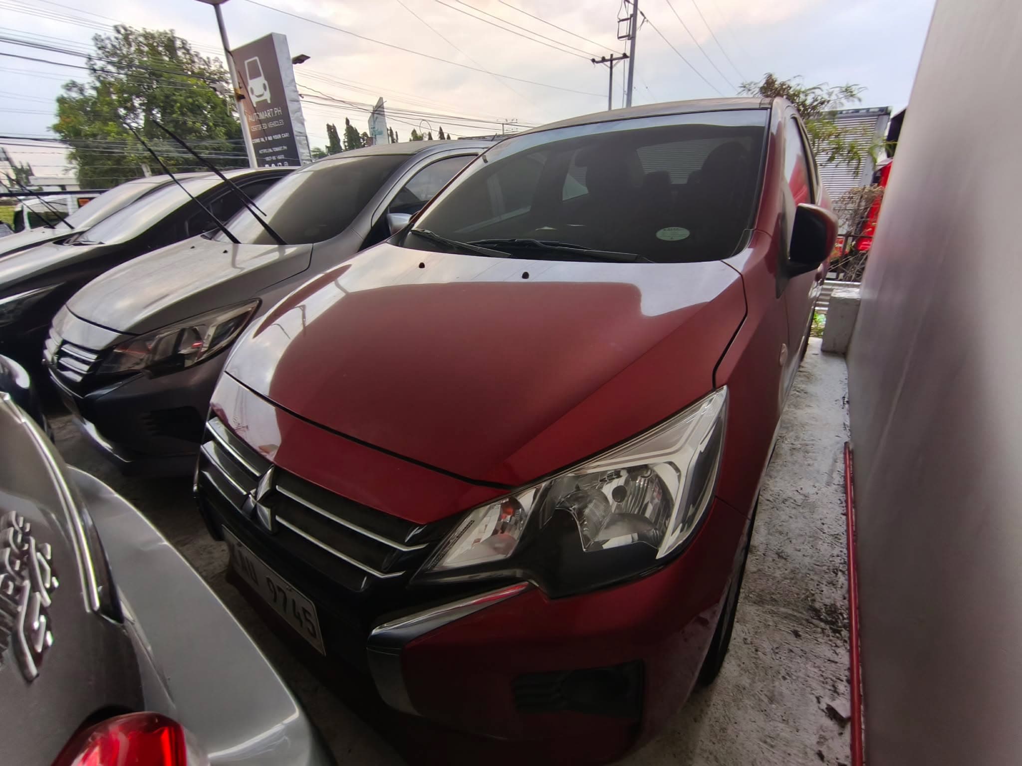 Car gallery image