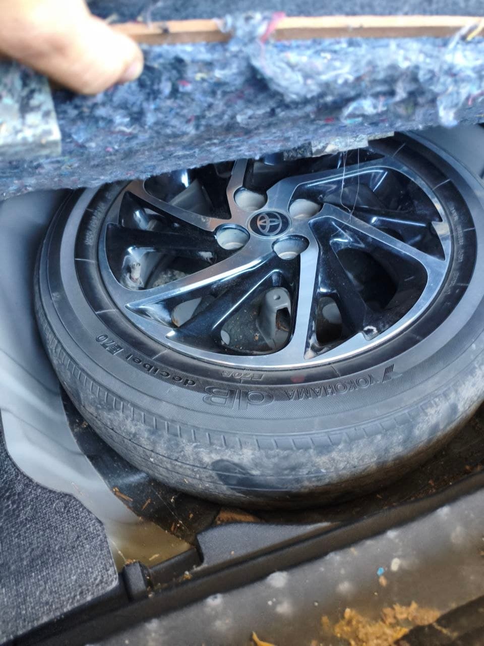 Car gallery image