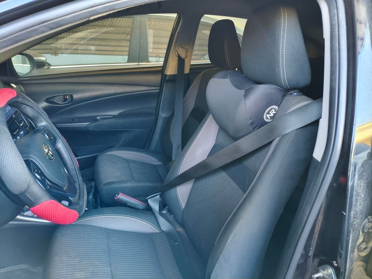 Car gallery image