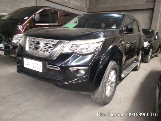 Car gallery image