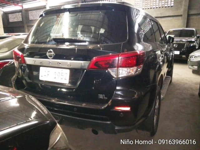 Car gallery image