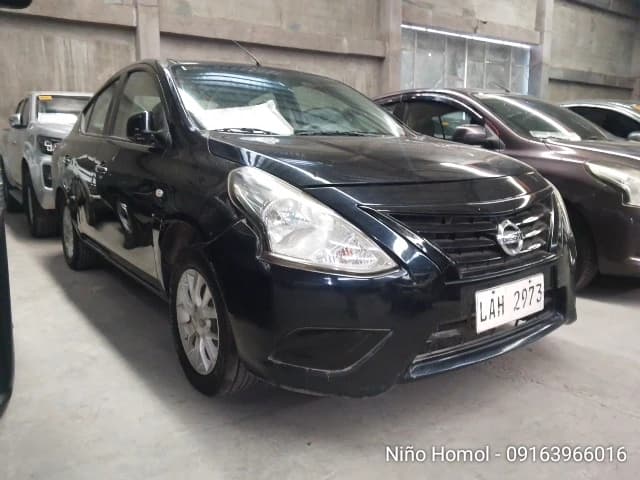 Car gallery image