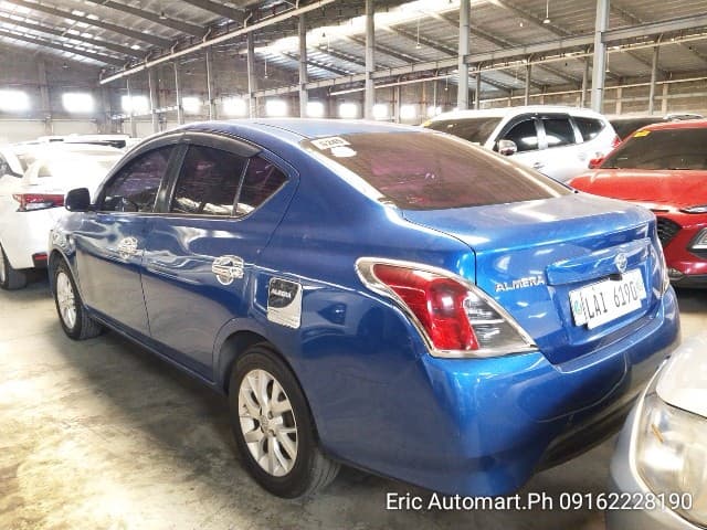 Car gallery image
