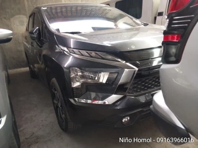 Car gallery image