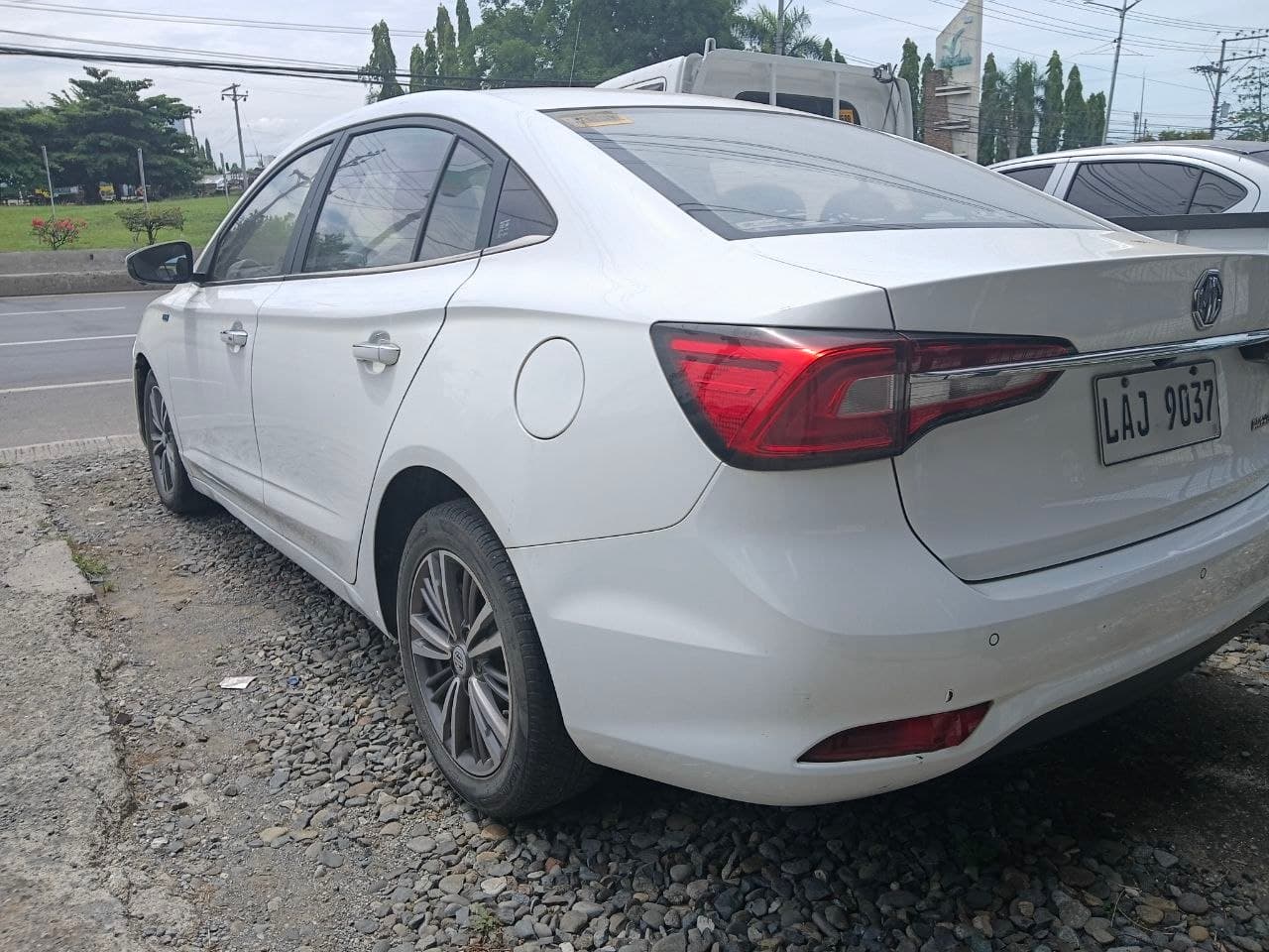 Car gallery image