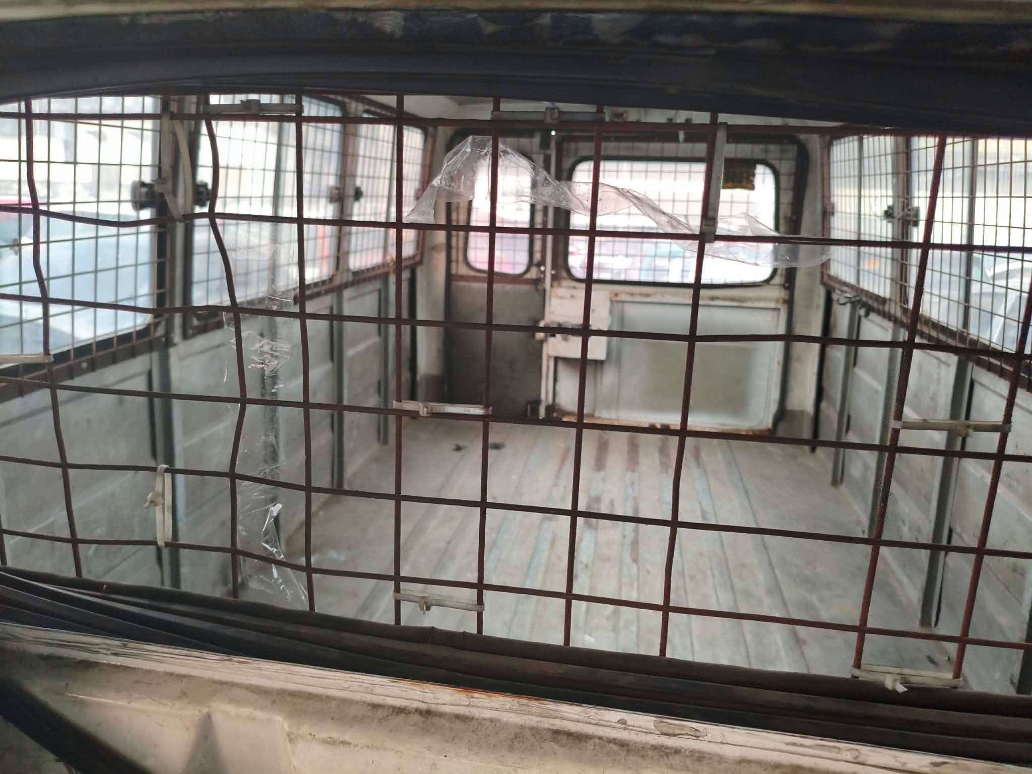 Car gallery image