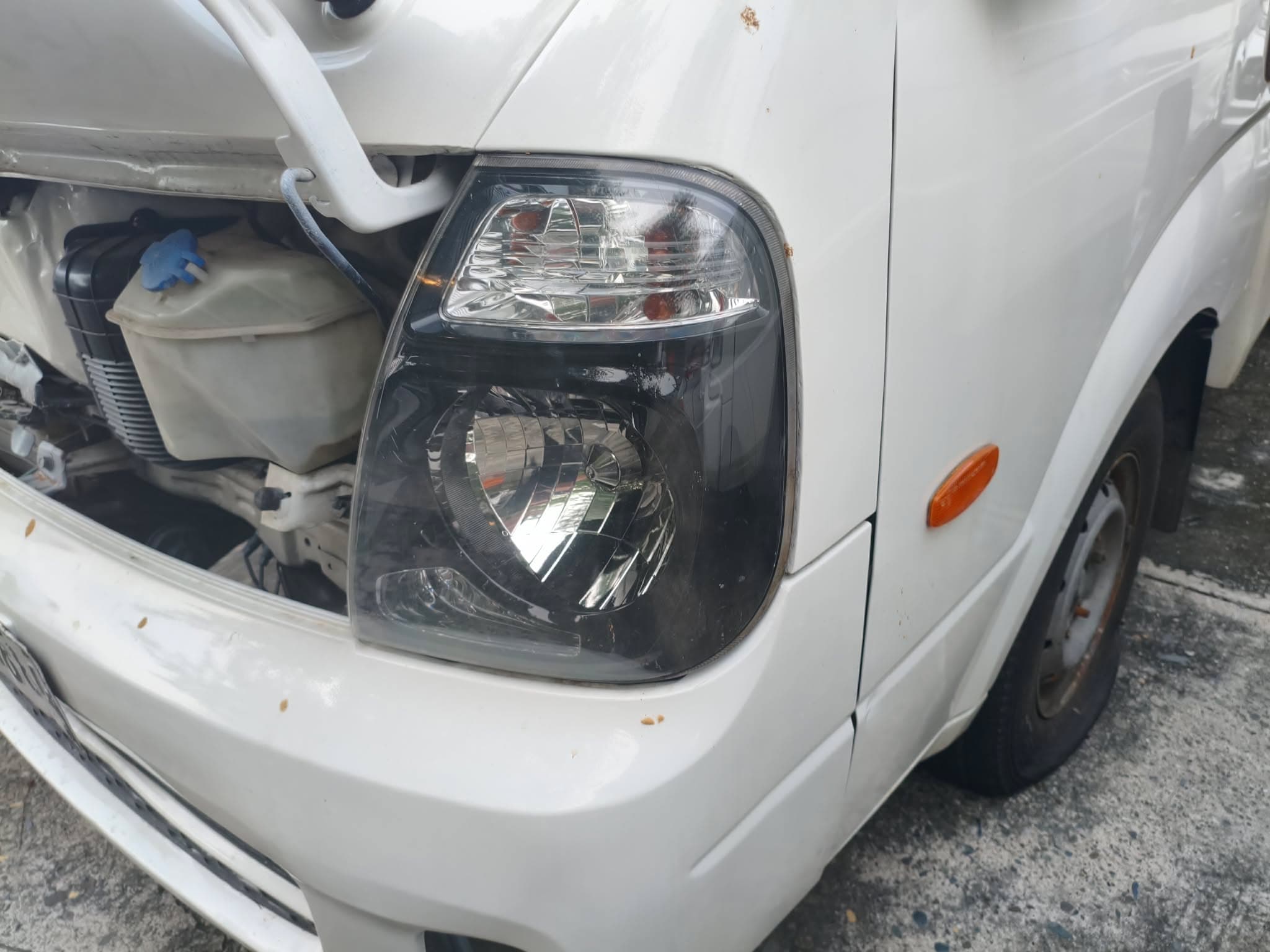 Car gallery image
