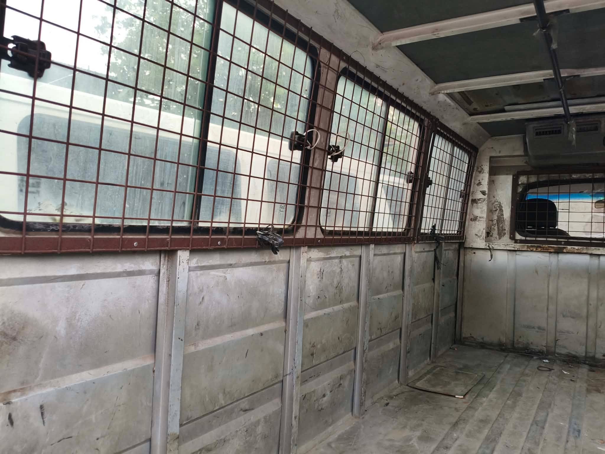 Car gallery image
