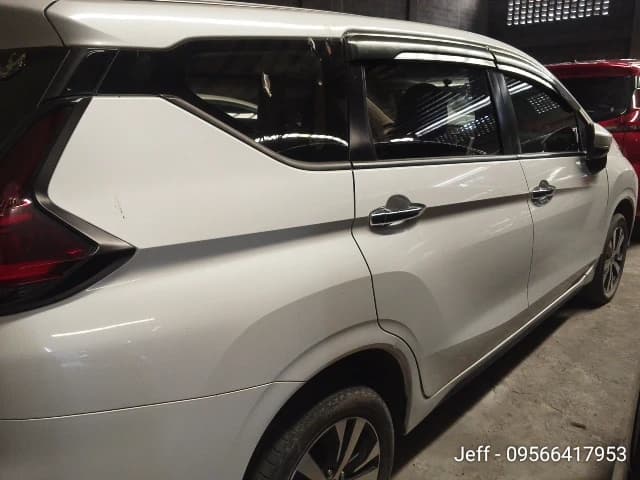 Car gallery image