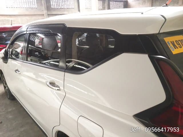 Car gallery image