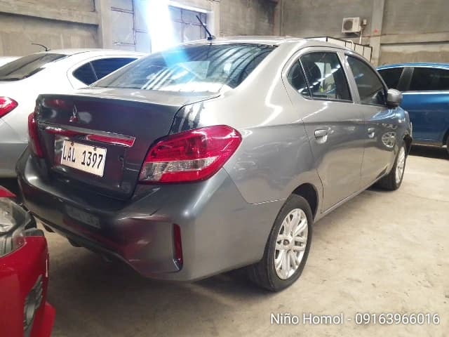 Car gallery image