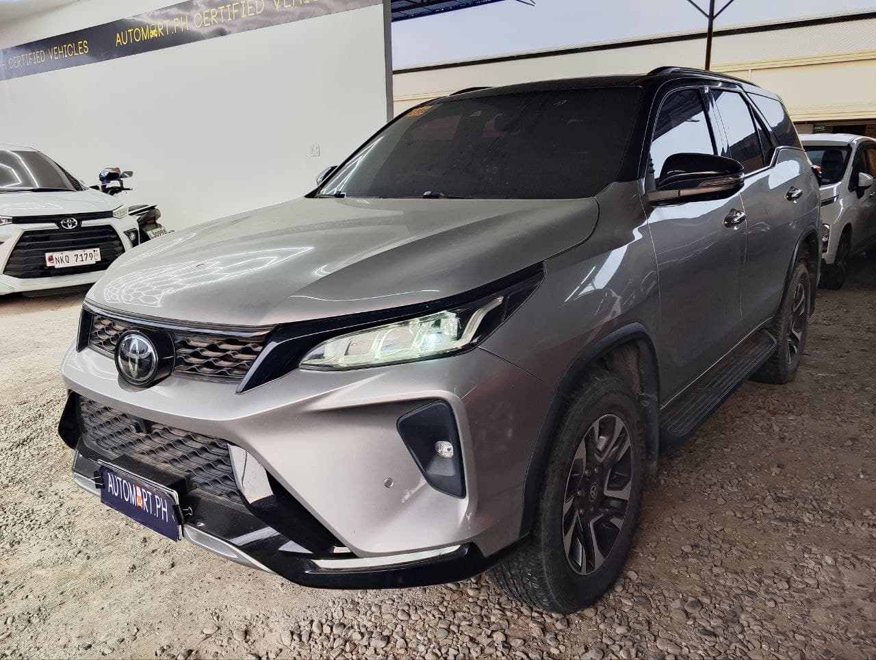 Car gallery image