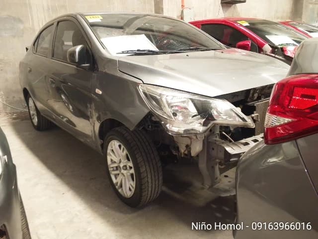 Car gallery image