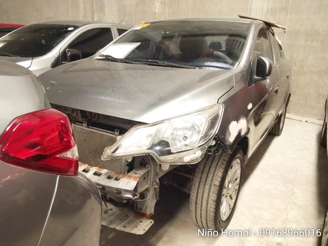 Car gallery image