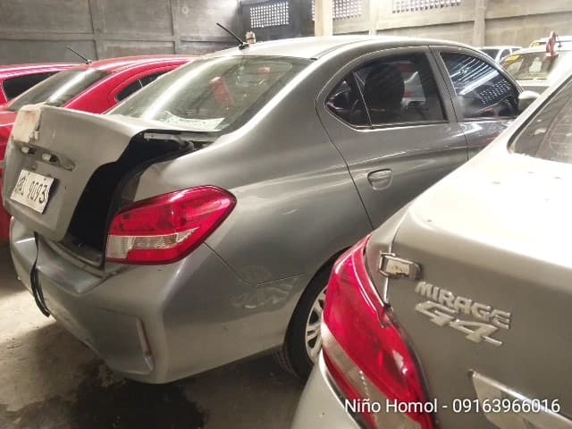 Car gallery image