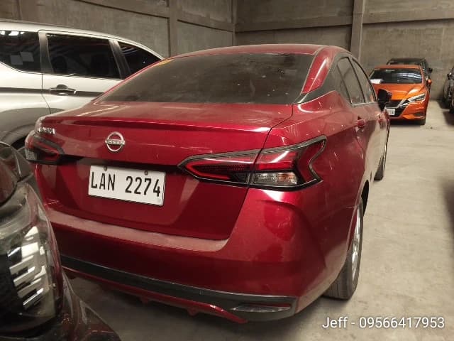 Car gallery image