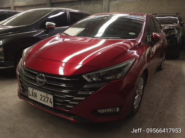 Car gallery image