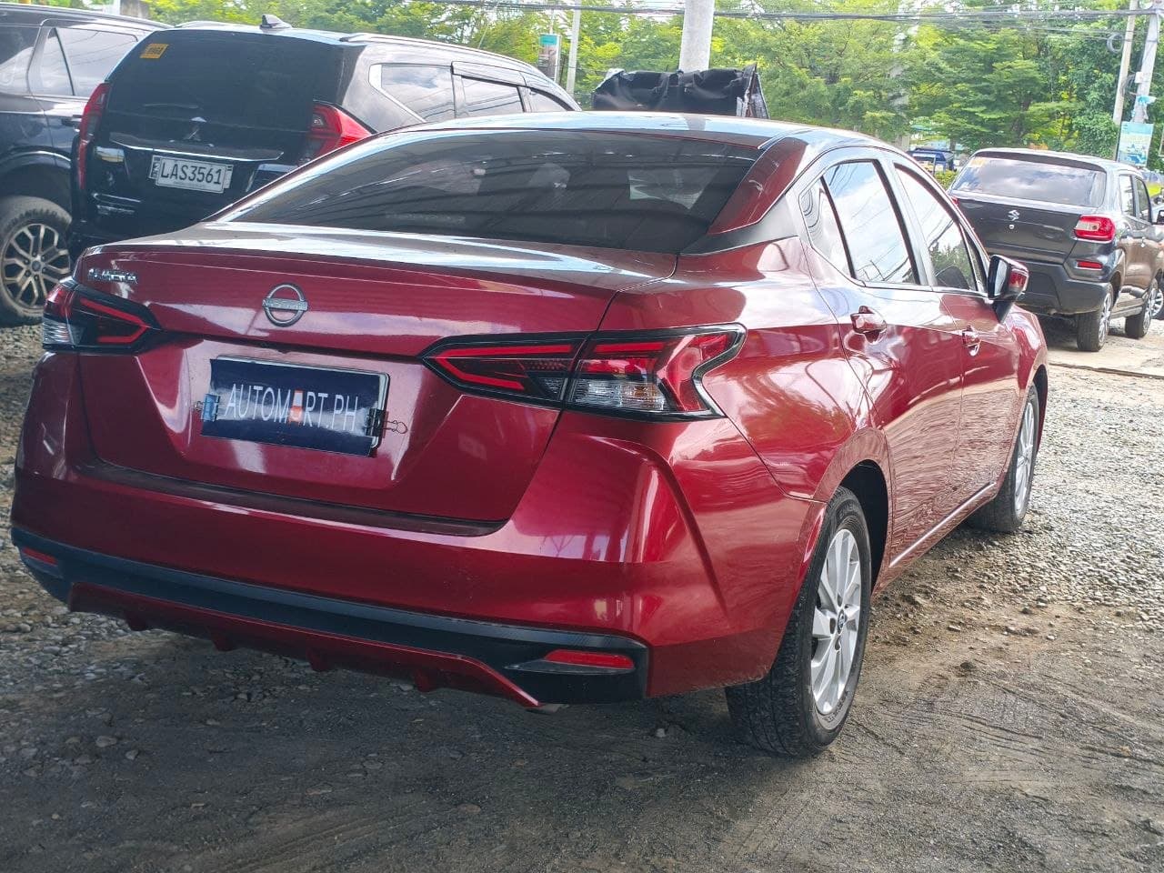 Car gallery image