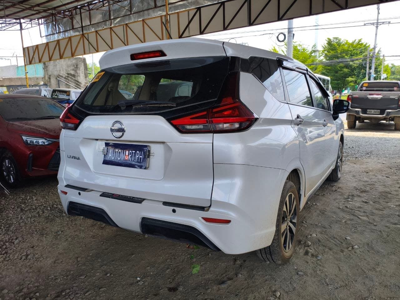 Car gallery image