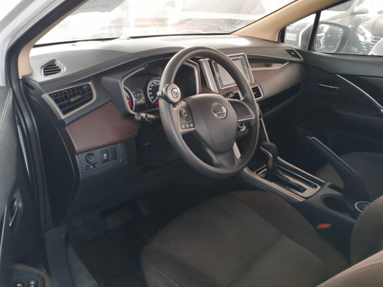 Car gallery image