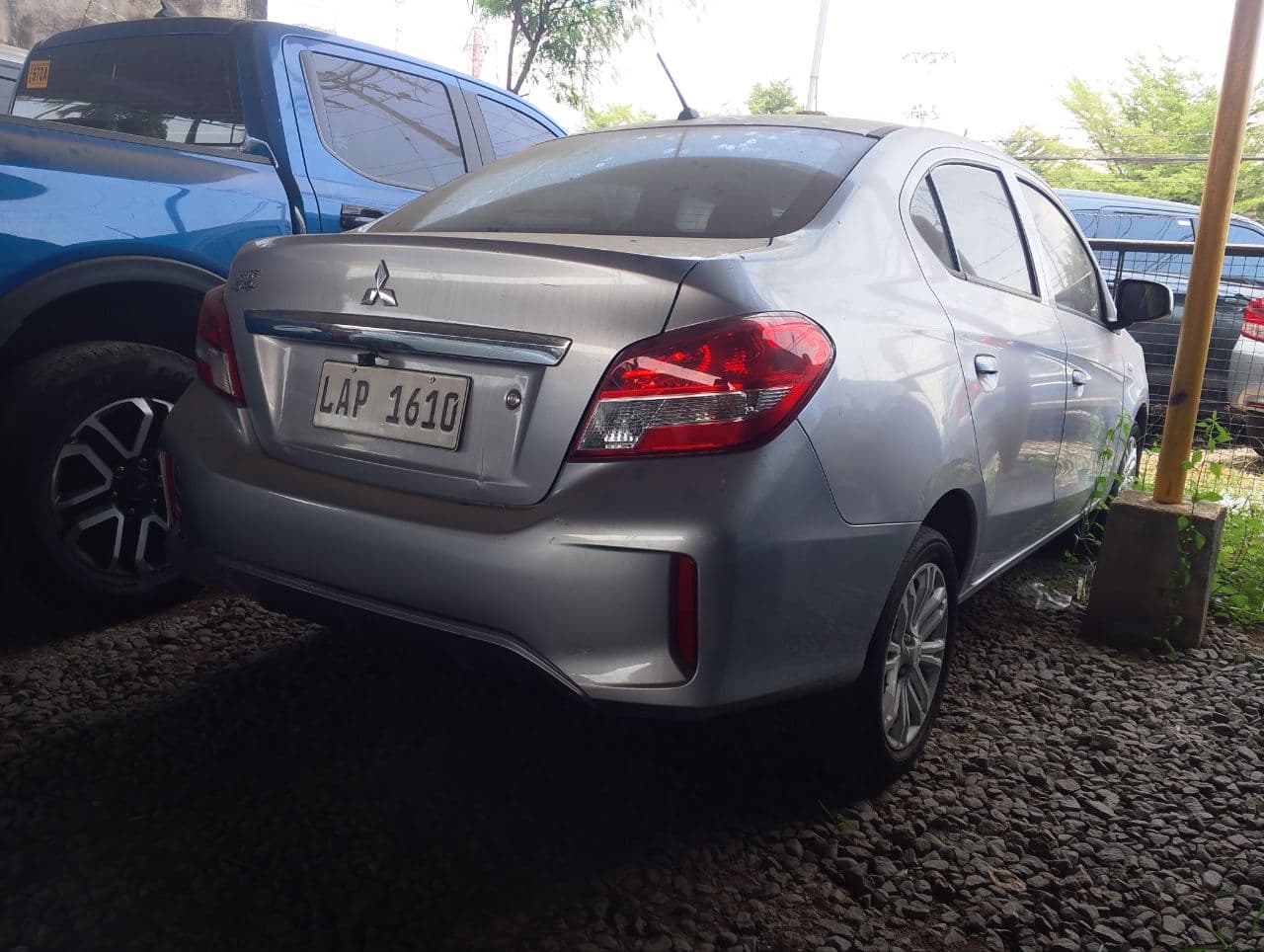 Car gallery image