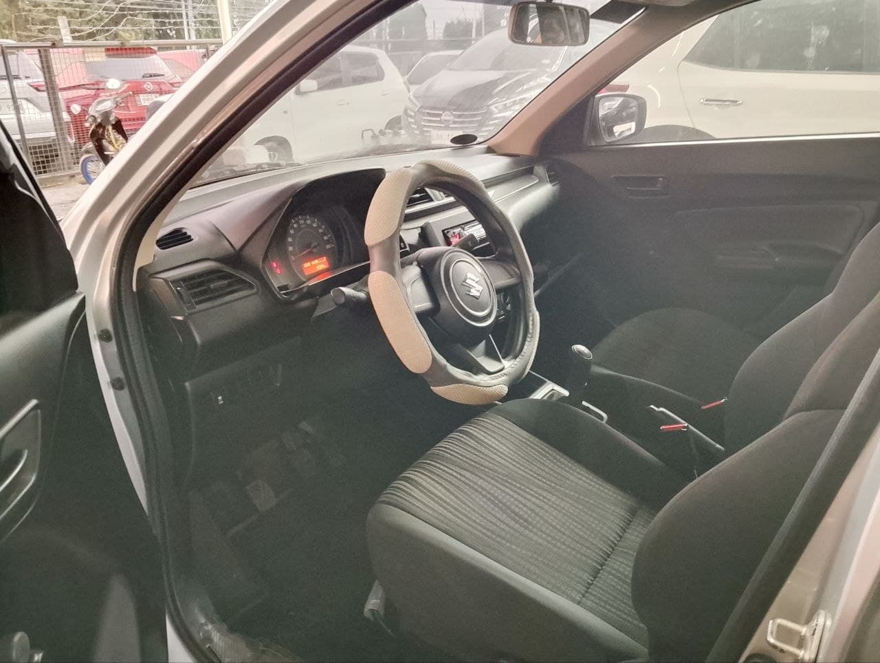 Car gallery image