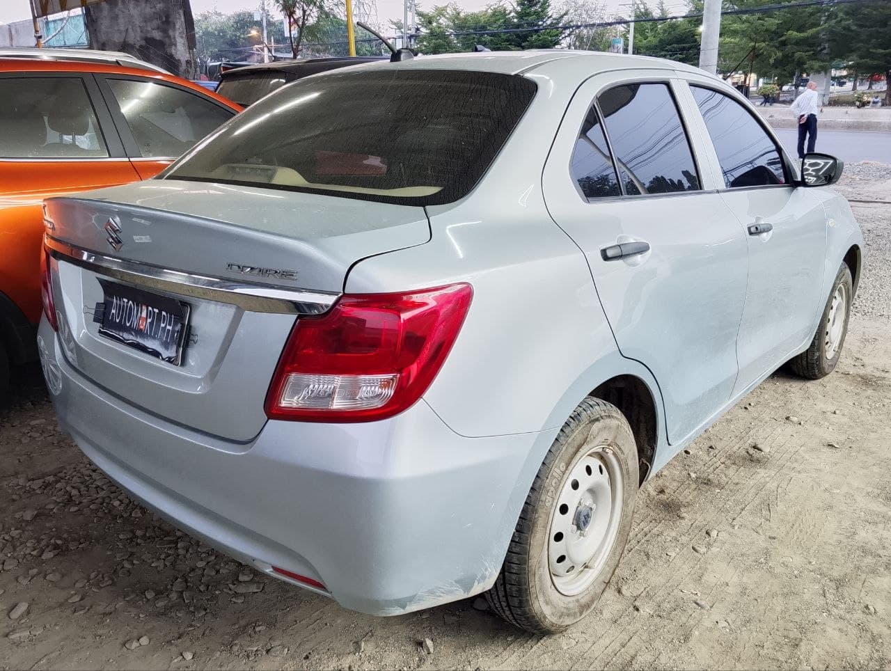 Car gallery image