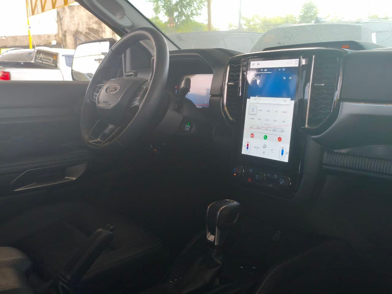 Car gallery image