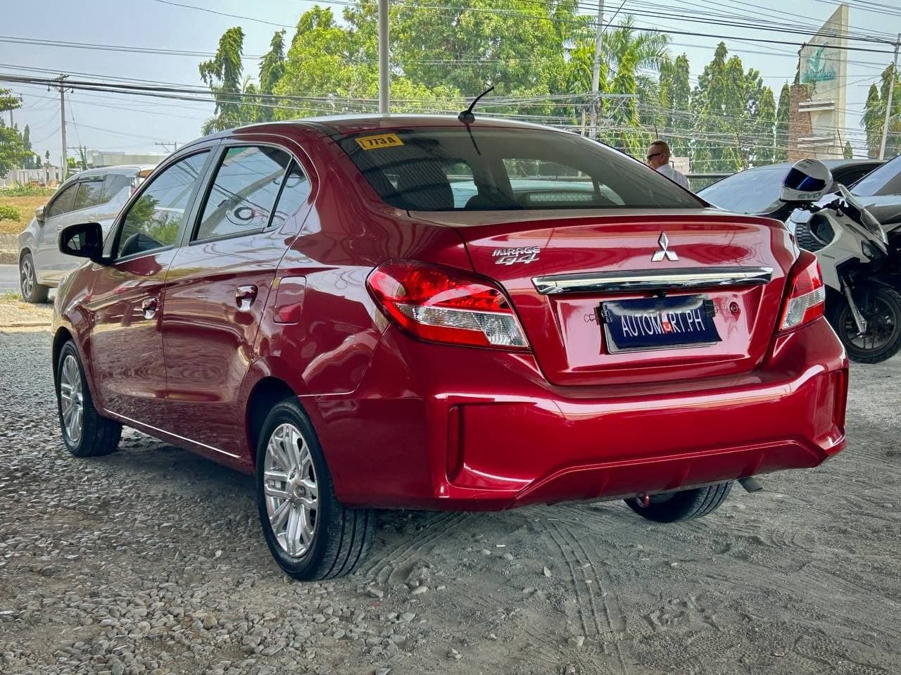 Car gallery image