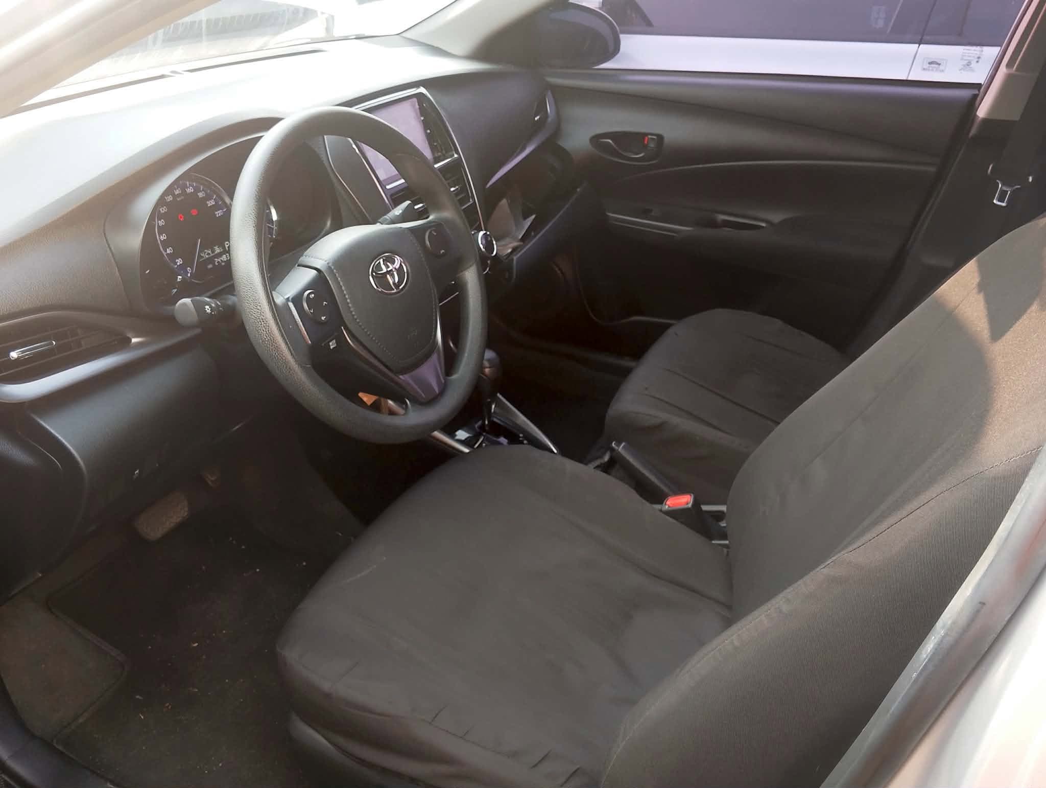 Car gallery image