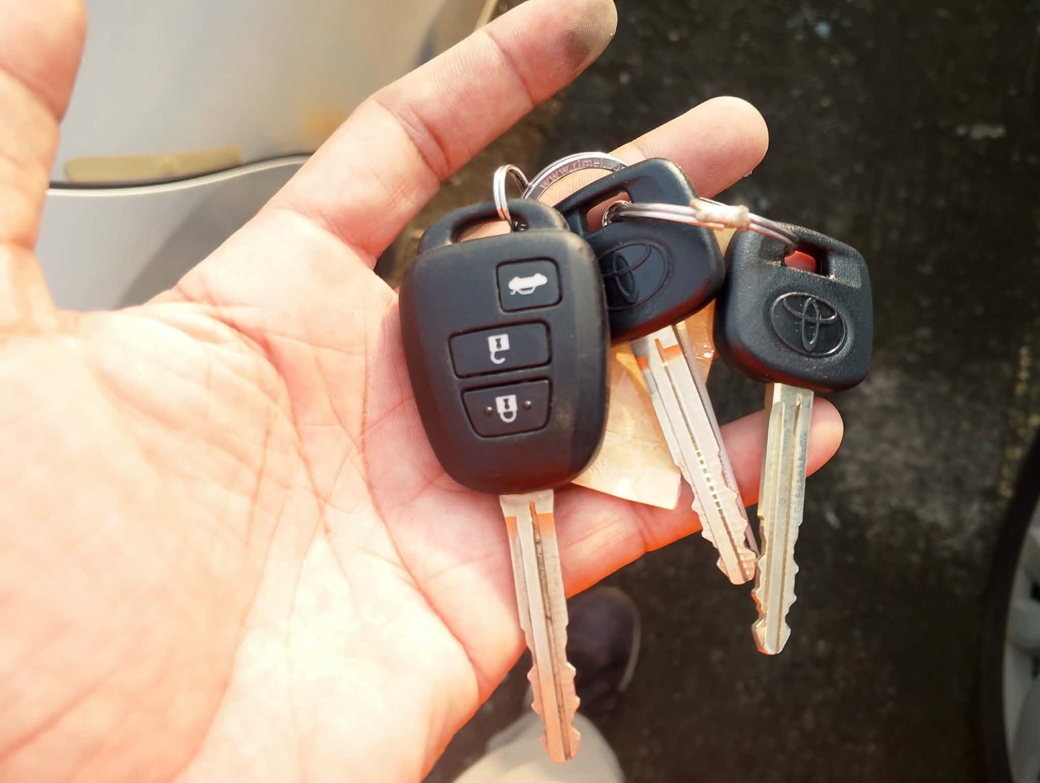 Car gallery image